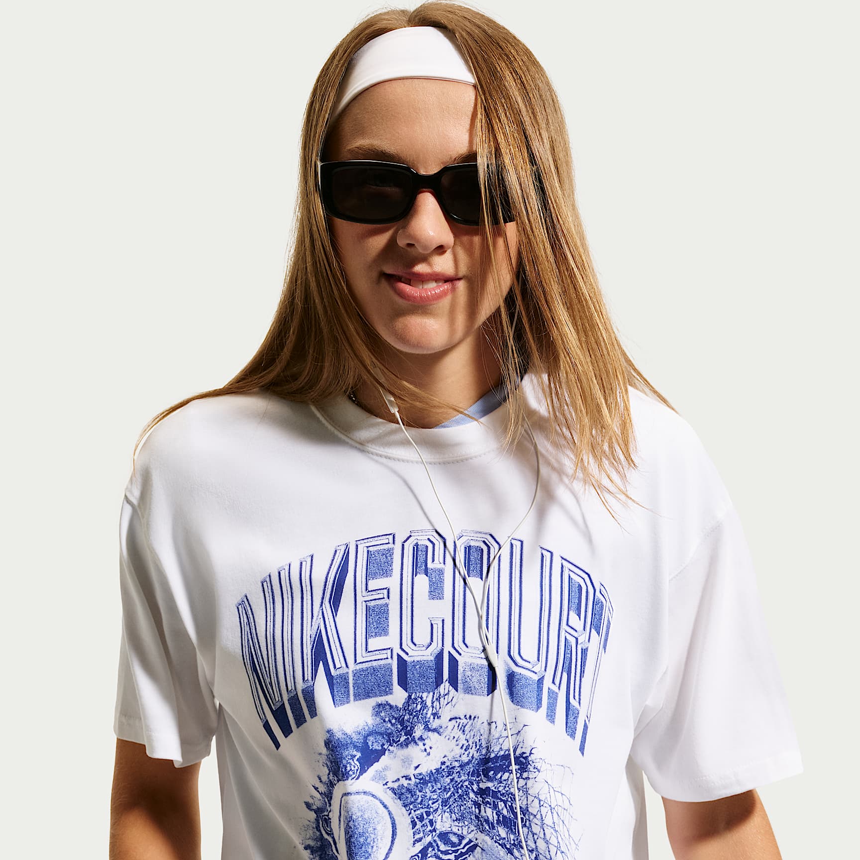 On Court-T White | Indigo 全仏 シェルトン M サイズ NikeCourt Slam Tennis T-Shirt. Nike.com